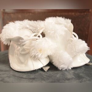 🧸 3/$20 Build-A-Bear White Furry Boots ice skates
